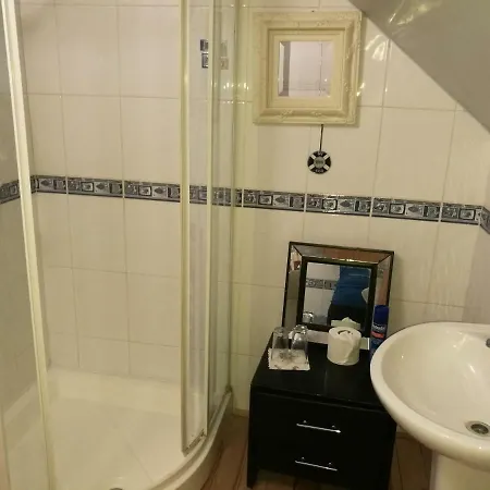 ベッド・アンド・ブレックファスト Assaroe House バリシャノン